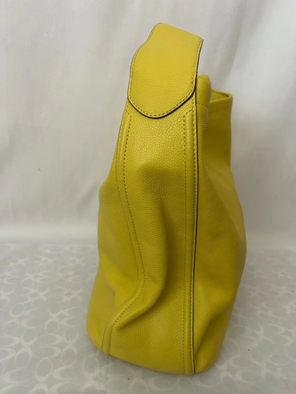 Coach Yellow Pebbled Leather Avery Hobo Tote Shoulder Bag with Purse Charms🌻🌻 - Picture 4 of 12